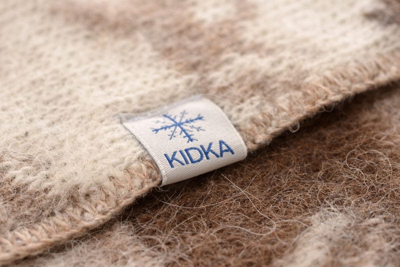 Icelandic Blanket - Beige with horses - Image 4